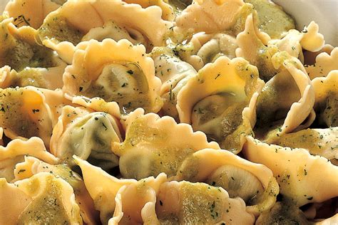 Ricetta Tortelli Al Ripieno Di Fave E Pecorino La Cucina Italiana