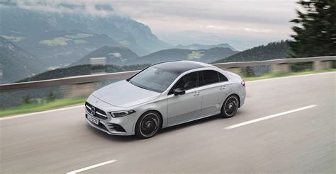 Mercedes Benz Diseño único Aerodinámico Y Elegante Detalles Del