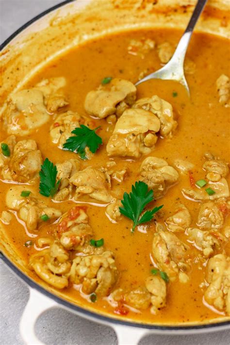 Easy Coconut Chicken Curry Recipe The Dinner Bite