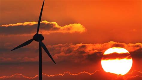 Viel Sonne Und Wind Erneuerbare Energien Verdr Ngen Fossile Brennstoffe