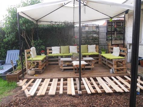 Diy Pallet Patio Decks With Furniture Pallet Wood Projects