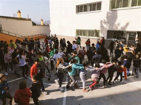 Institut Escola Coves D En Cimany Barcelona Consignes Del Rei