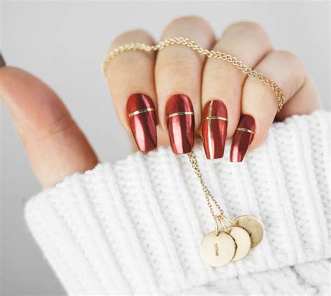 15 Festive Christmas Nail Art Ideas • Adaras Blogazine