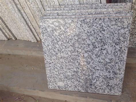 P White Granite Thickness Mm Rs Foot Jatin Stones Pvt Ltd