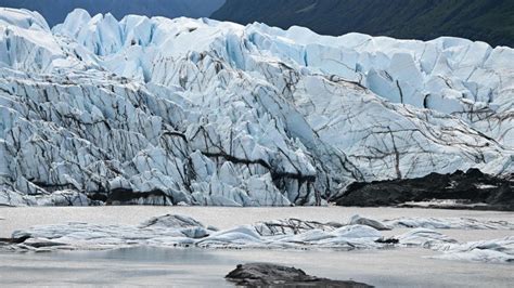 Up To Half Of The Worlds Glaciers Could Disappear Even If Ambitious