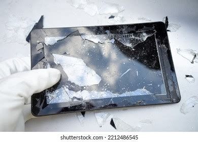 24,323 Touch Screen Repair Images, Stock Photos & Vectors | Shutterstock