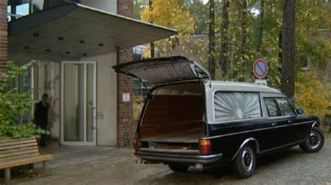 IMCDb Org 1983 Mercedes Benz 250 Bestattungswagen Pollmann Kabine I