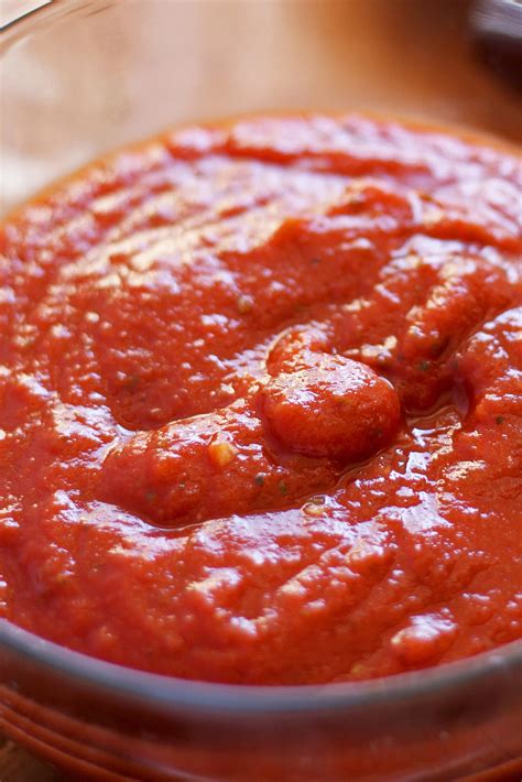 Homemade Pizza Sauce 5 Minute Recipe