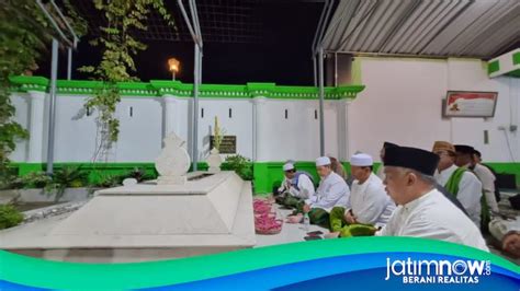 Napak Tilas Makam Pendiri NU Cara PKS Jatim Kenang Kemerdekaan RI Ke 78