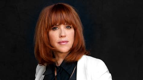 Molly Ringwald Joins The CW's 'Riverdale' as Archie's Mom