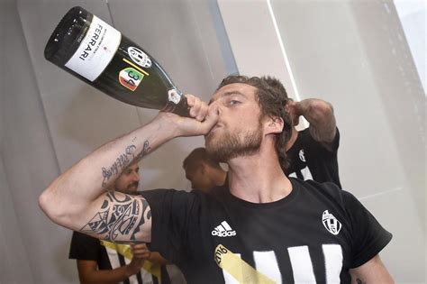 Scudetto Juventus La Pazza Esultanza Di Marchisio A Vinovo Foto