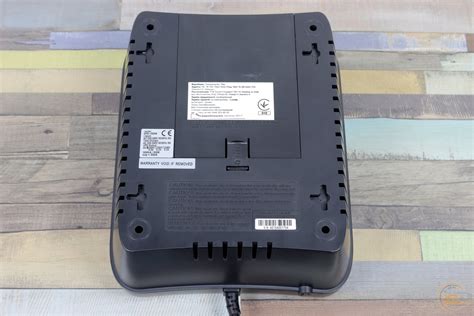 Огляд і тестування джерела безперебійного живлення Powercom SPIDER SPD ...