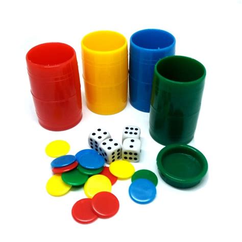 Cubiletes De Colores Con Dados Y Fichas Para Parchis Juego De La Oca