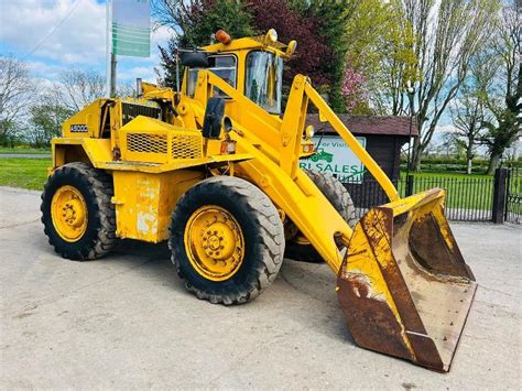 MUIR HILL A5000 4WD LOADING SHOVEL C W PERKINS ENGINE 4 WHEEL STEER