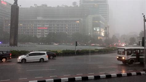 Waspada Hujan Disertai Petir Di Sebagian Wilayah Jakarta Hari Ini