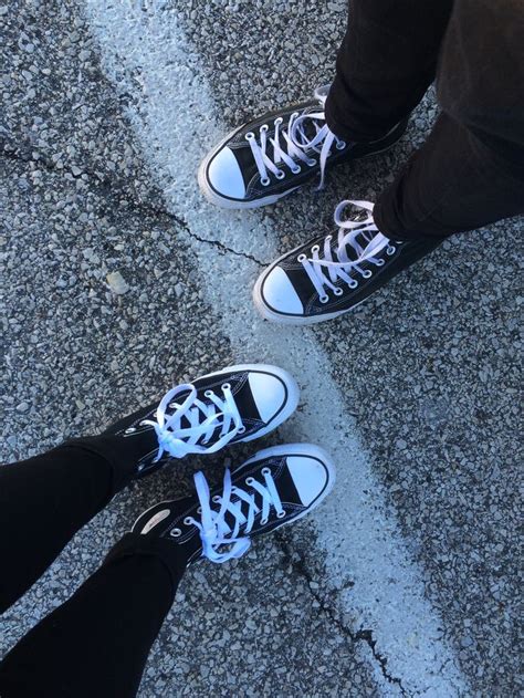 Aesthetic Shoes Couple Aesthetic Grunge Aesthetic Converse All Star Converse Shoes Couples