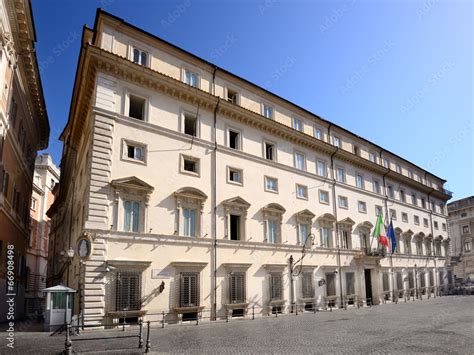 Foto Stock Palazzo Chigi Sede Del Governo Italiano Roma Adobe Stock