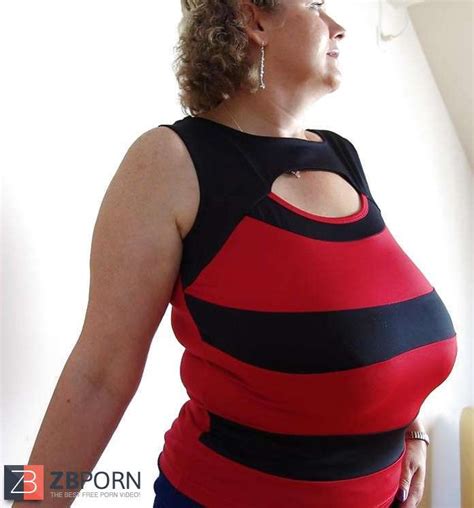 Big Boobed Matures Blend ZB Porn
