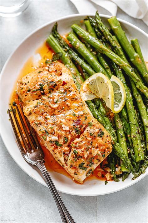 Garlic Butter Cod with Lemon Asparagus Skillet – Healthy Fish Recipe