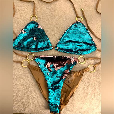 Siren Song Beach Bunny Bikini Stunning Gem