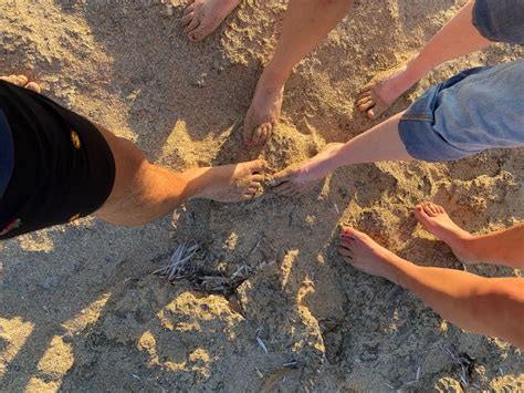 Who Likes Feet In 2022 Lesbian Boarders Feet