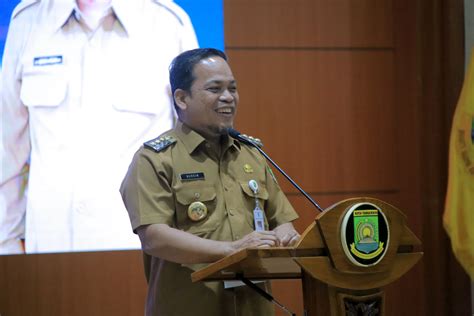 Hadiri Silaturahmi Pgri Pj Apresiasi Peran Sentral Guru Dalam Wujudkan