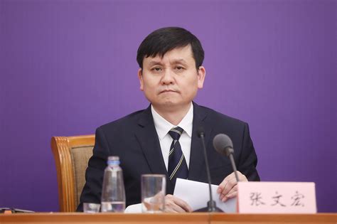 北京疾控：新冠感染连续三周排名第一！张文宏：病毒感染有很长的拖尾效应！“二阳”重症比例高吗？专家回应 每经网