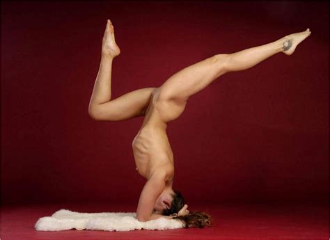 45 Difficult Naked Yoga Positions Xnxx Adult Forum