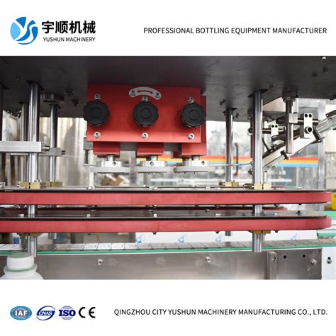 Full Automatic Glass Bottle Capping Machine For Liquid Mineral Water