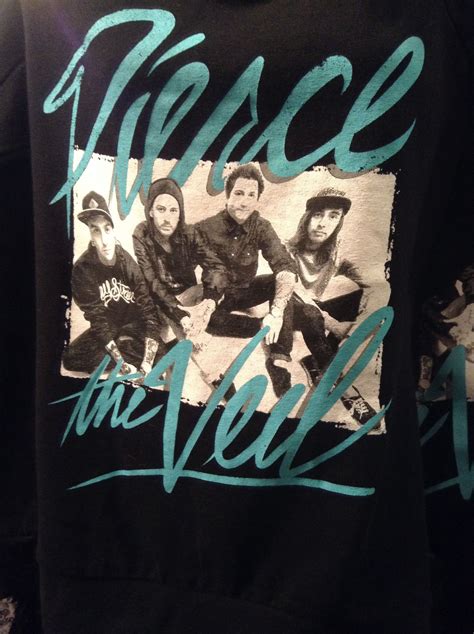 PTV Shirt Hot Topic Brookelyn Tarkington Emo Fashion Fasion Hot Topic Clothes Emo Style