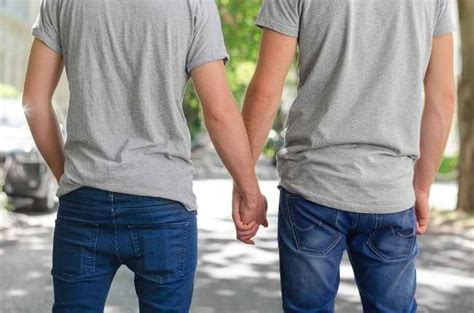 Faktor Penentu Seseorang Menjadi Homoseksual Alodokter