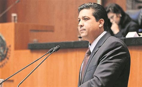 Cabeza De Vaca Fgr Va Por Ficha Roja De Interpol Contra Gobernador