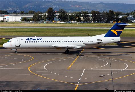 VH XWS Alliance Airlines Fokker 100 F28 Mark 0100 Photo By Henry Chow