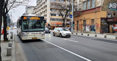 B365 Liniile 66 85 și 90 blocate în zona Bd Kogălniceanu Str