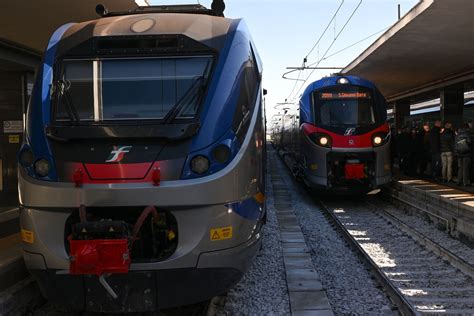 Sciopero Trenitalia A Napoli E In Campania Il 14 Aprile Le Corse Garantite