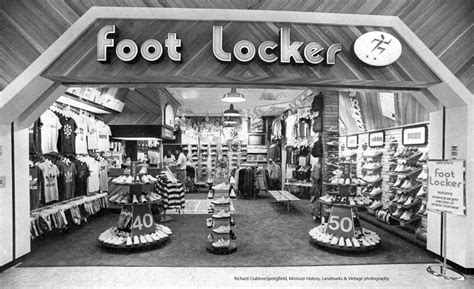 A Springfield Retail Throwback 1982 View Of Foot Locker Battlefield