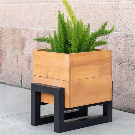 How To Build A DIY Modern Planter Box Anika S DIY Life