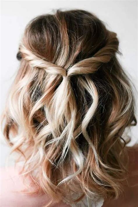 Chic Bridesmaids Hairstyles For Medium Length Hair Weddingomania