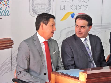 Juan Gortaire es el nuevo gobernador de Tungurahua Qué Noticias