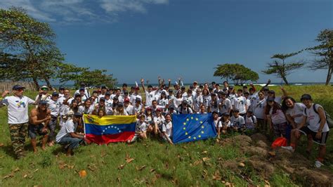 Ueenvenezuela Jornada De Limpieza De Playas Punta Los Caracas