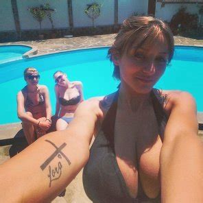 Holding Herself Open Porn Pic