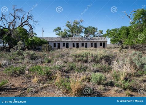 Old Long Abandoned Motel In The Route Ghost Town Of Glenrio Texas