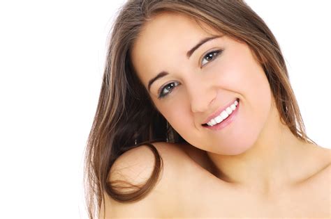 Unlock The Secret To Youthful Skin With Radio Frequency Microneedling