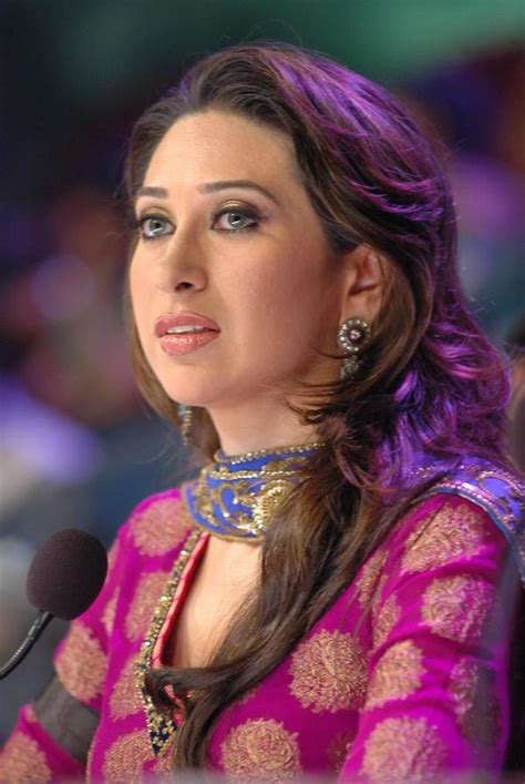 Karishma Kapoor Photo - (600x896) : Indya101.com