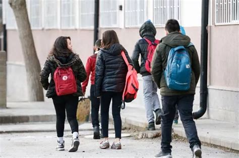 20 Kasım yarın Kocaeli de okullar tatil mi Kar fırtına nedeniyle