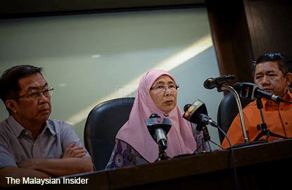 Wan Azizah Rebukes Lawmakers Sexy Sports Attire Comment