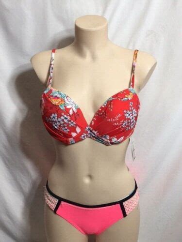 Women S Nwt Raisins Red Maya Bay Moonshadow Underwire Bikini Top Swim