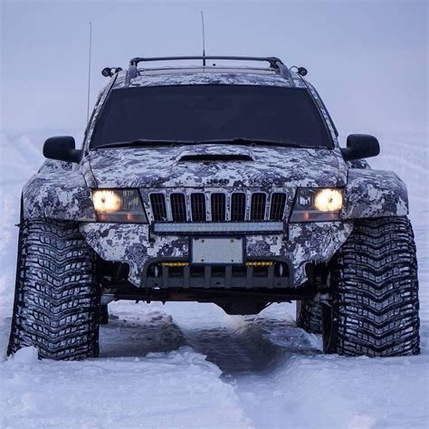 This Jeep Grand Cherokee : AbsoluteUnits