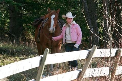 Jessica Amlee As Mallory Is Leaving Heartland Heartland Cast Heartland Tv Show Heartland