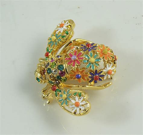 Joan Rivers Sunshine Bee Brooch, Pin, flowers - Vintage Lane Jewelry